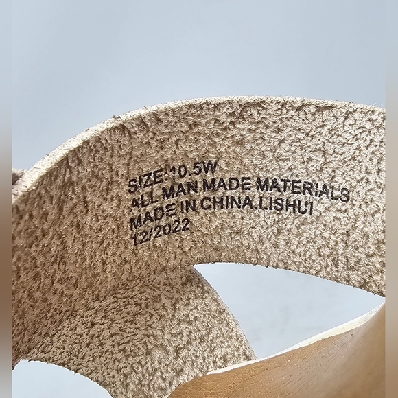 Lane Bryant Dream Cloud Cross-Front Faux Leather Platform Block Heel Beige 10.5W - Picture 16 of 16